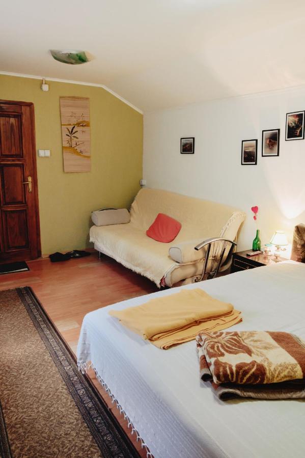 Holiday Home Nanin Konak 2 เวิร์ดนิค ภายนอก รูปภาพ